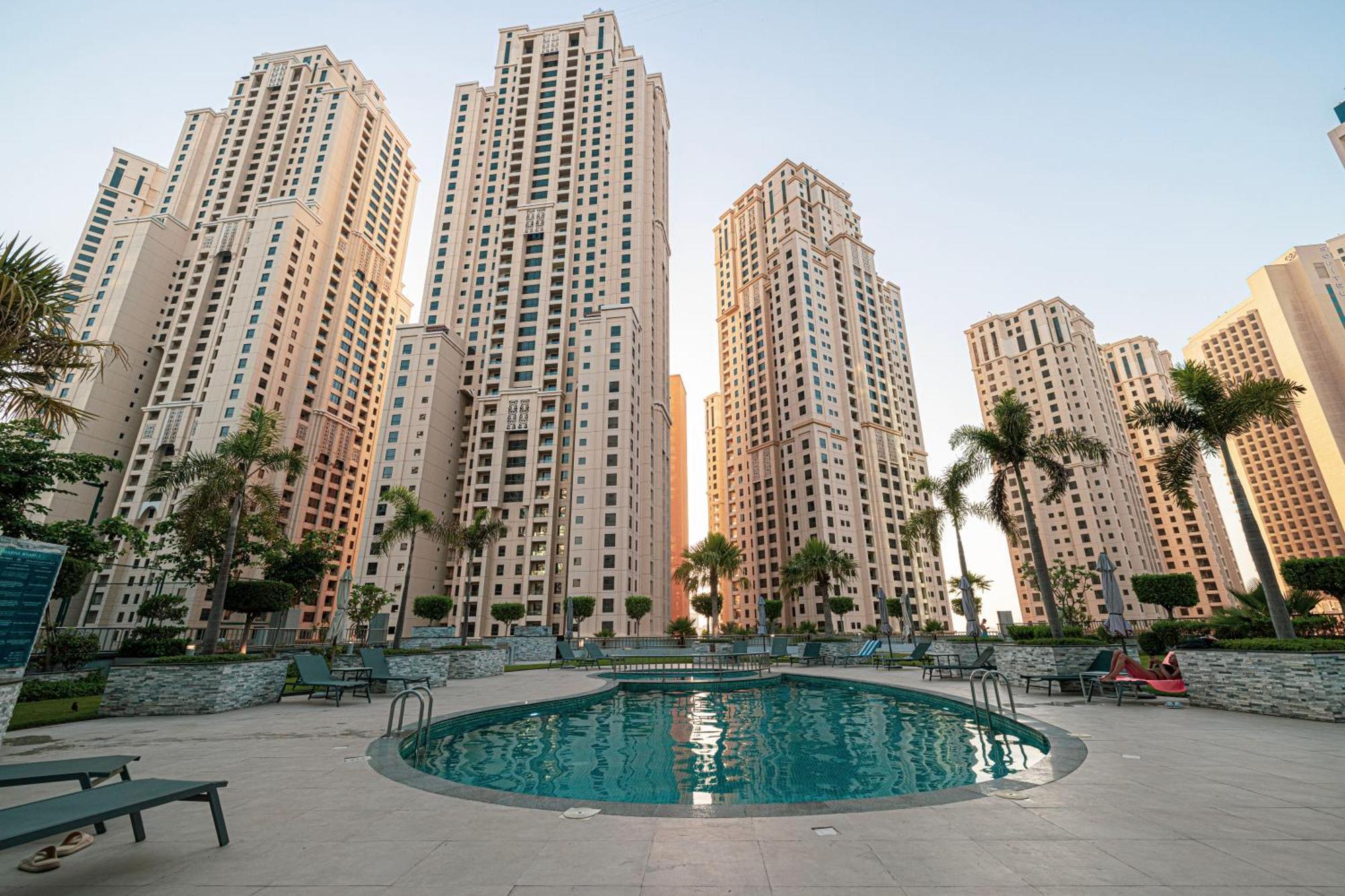 Apartment A Marina Luxe Retreat Dubai