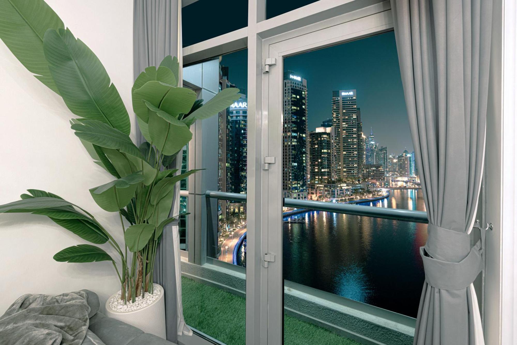 Apartment A Marina Luxe Retreat *