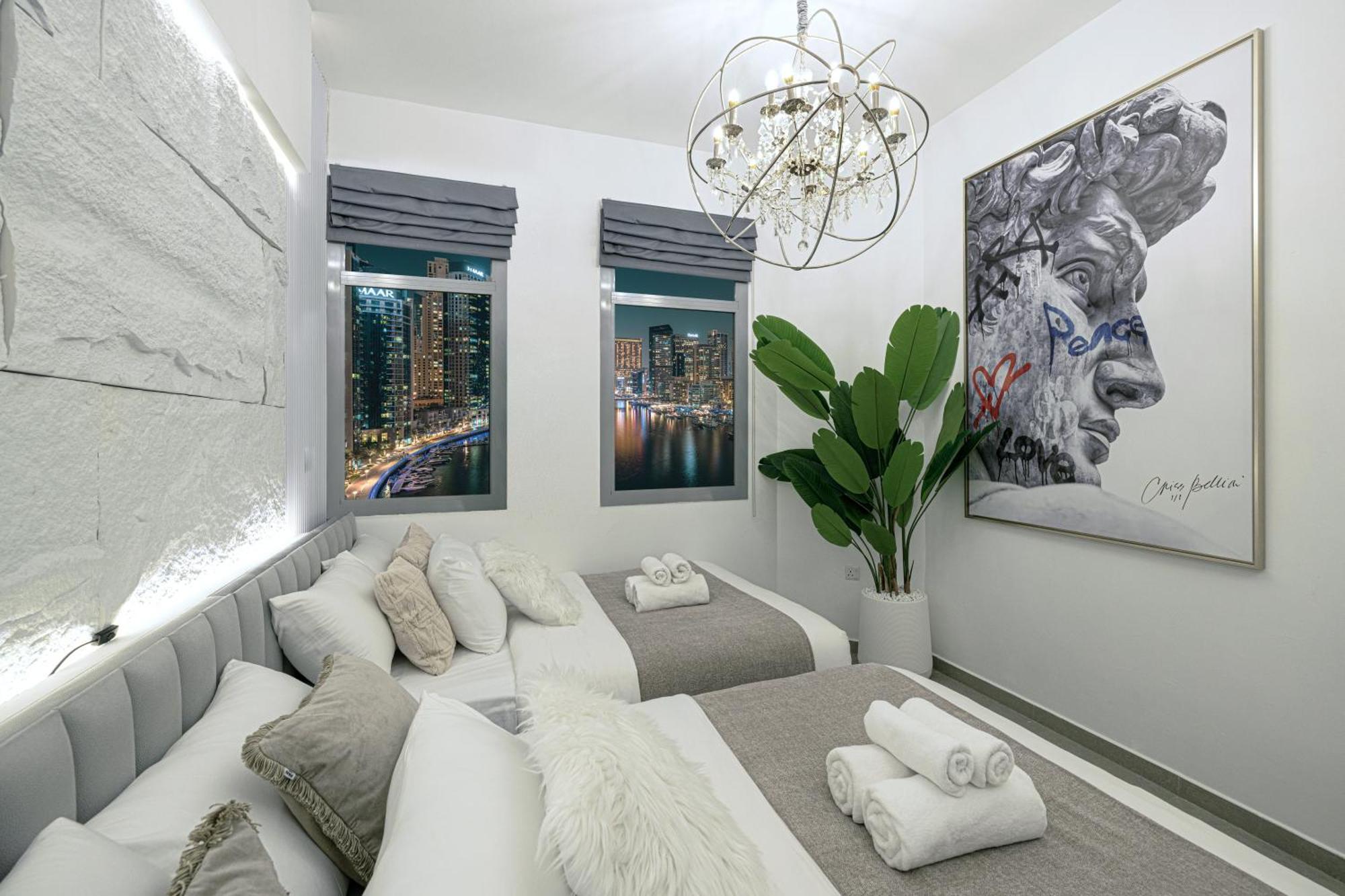 A Marina Luxe Retreat Apartment *