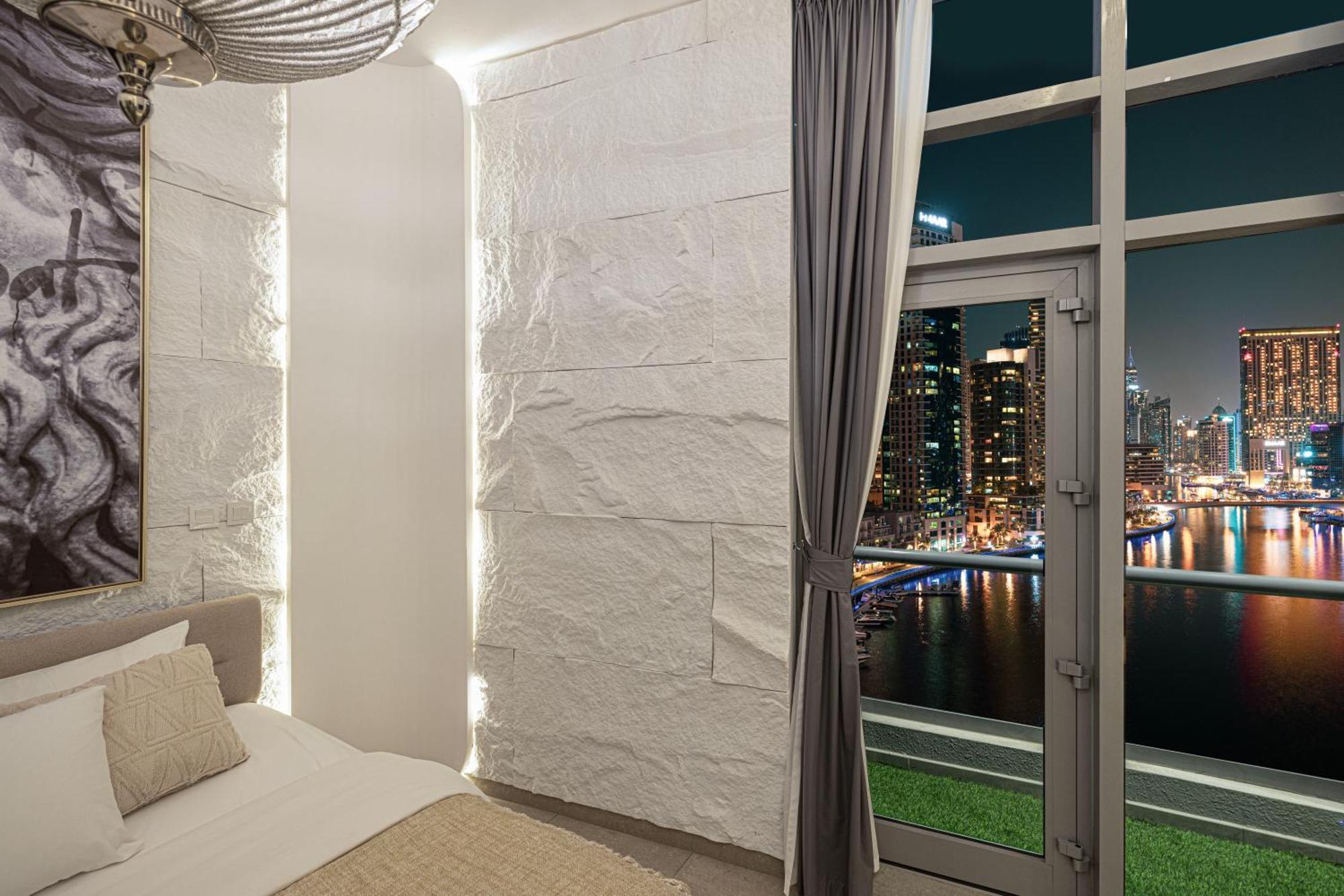 A Marina Luxe Retreat *