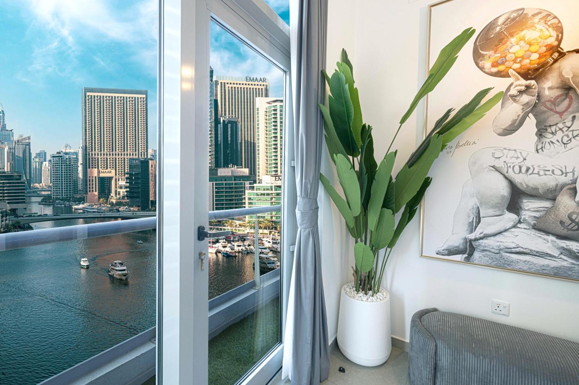 Apartment A Marina Luxe Retreat Dubai
